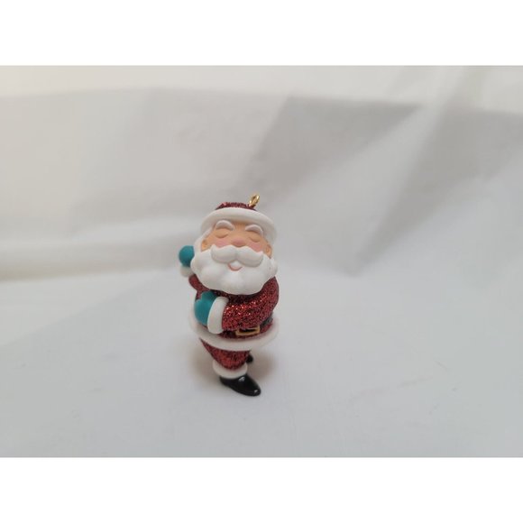 Shake It, Santa! 2005- Jolly Jingle Dance - Hallmark Keepsake Ornament - Picture 3 of 12